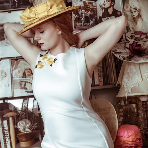 Meet your Posher, Faye - Picture 4 of 8